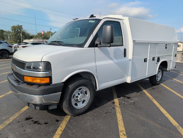 New 2026 Chevrolet Express 3500 w/ Power Convenience Package RWD image 2