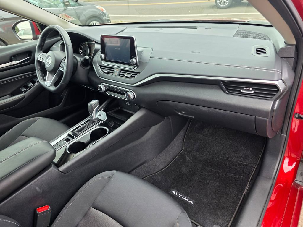 Used 2021 Nissan Altima 2.5 SV w/ SV Premium Package FWD image 26