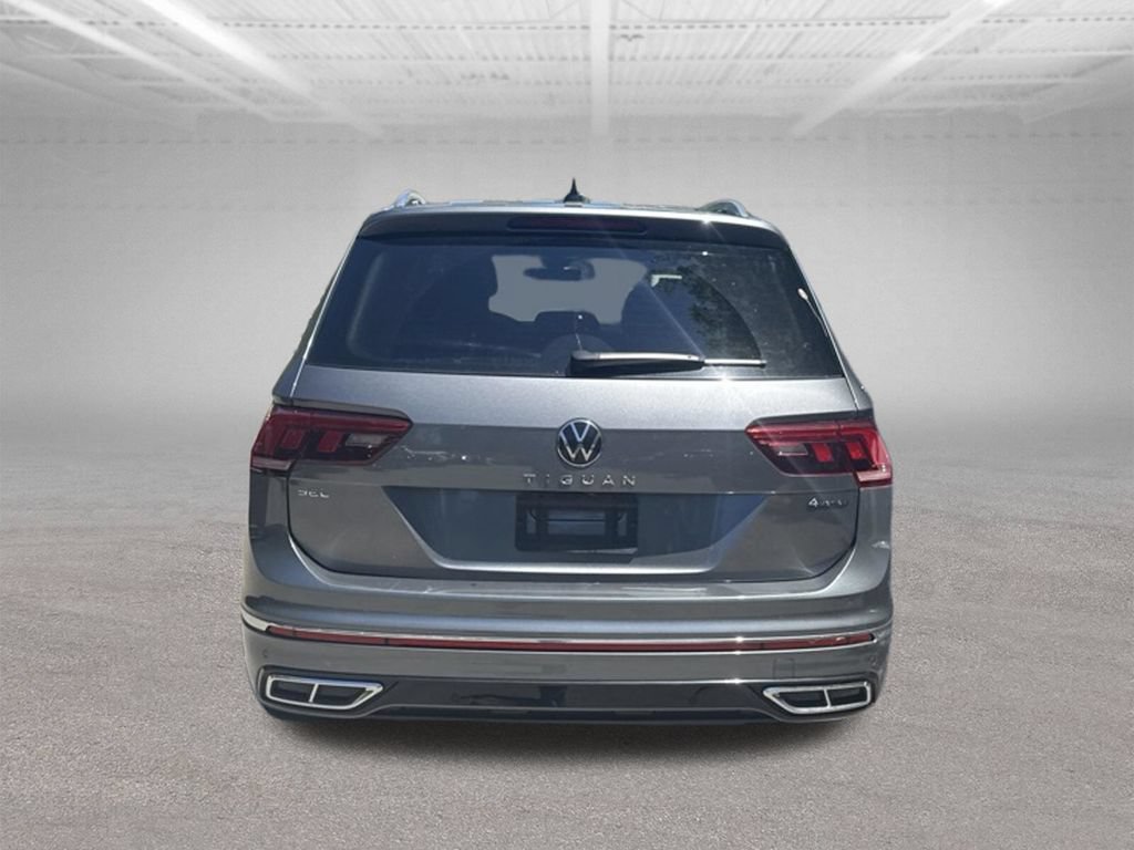 Used 2024 Volkswagen Tiguan SEL R-Line AWD/4WD image 4