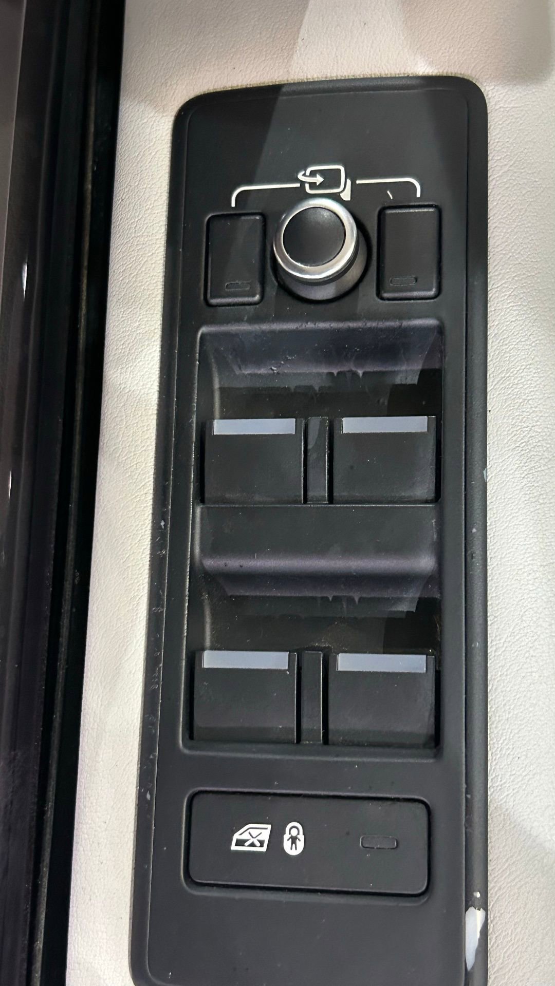 Used 2016 Land Rover Range Rover Sport HSE AWD/4WD image 33