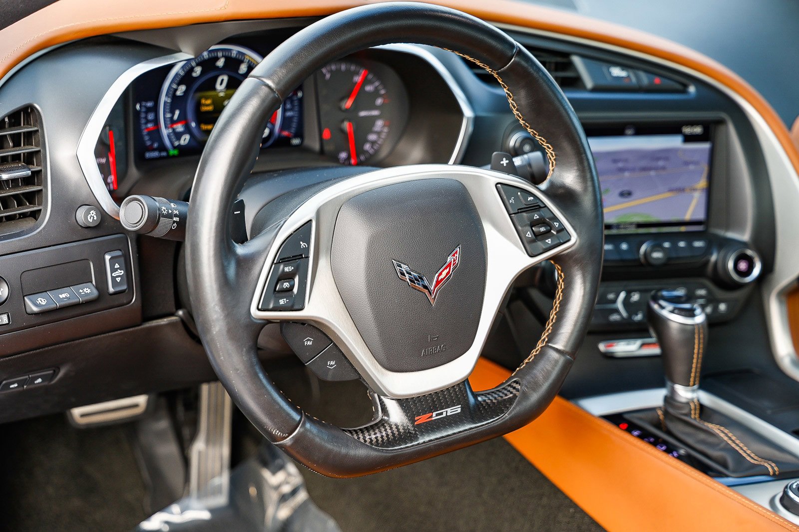 Used 2016 Chevrolet Corvette Z06 w/ 3LZ Preferred Equipment Group image 13