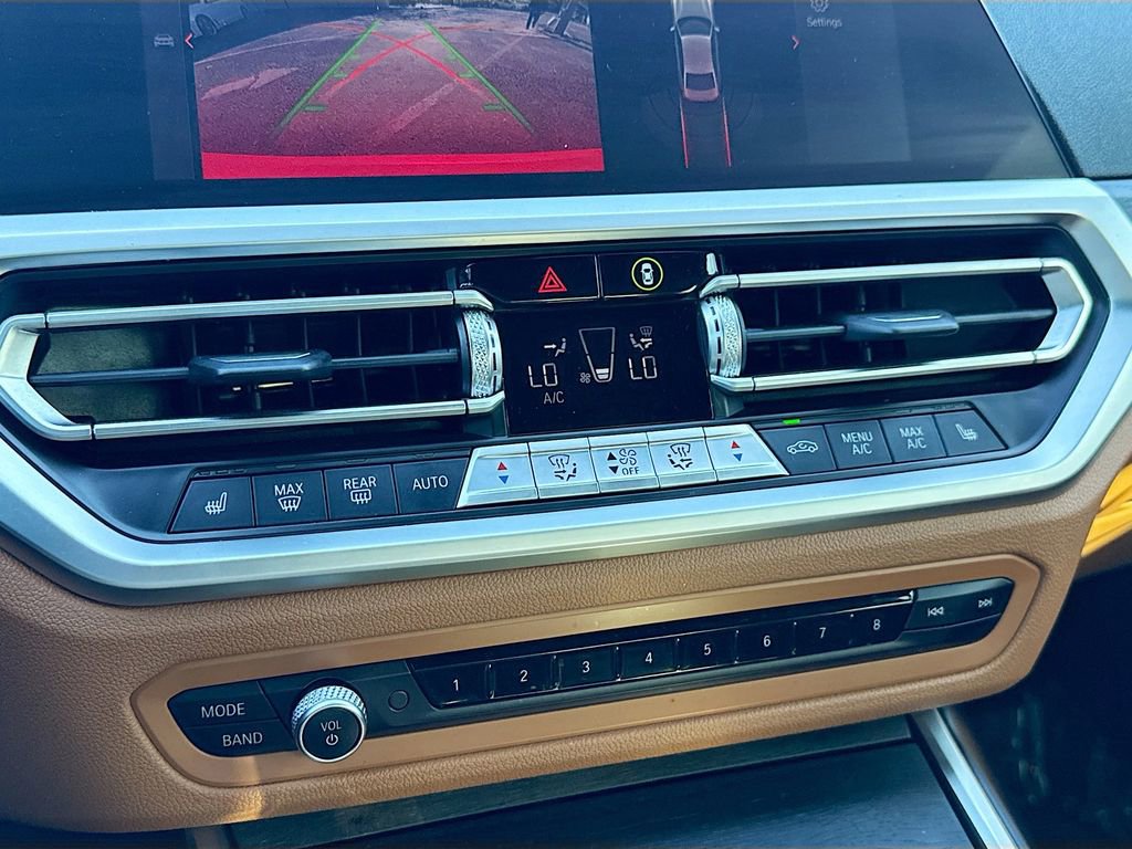 Used 2021 BMW 330i Sedan w/ Executive Package image 35