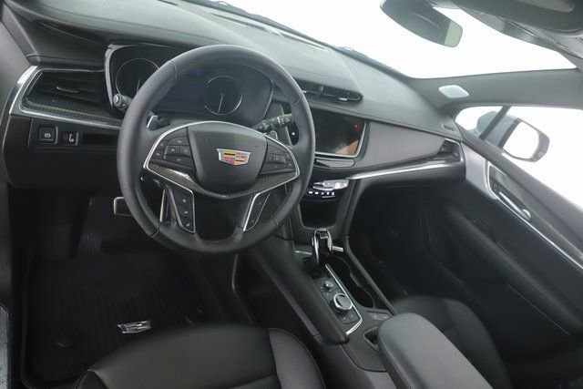 Used 2025 Cadillac XT5 Sportv image 17