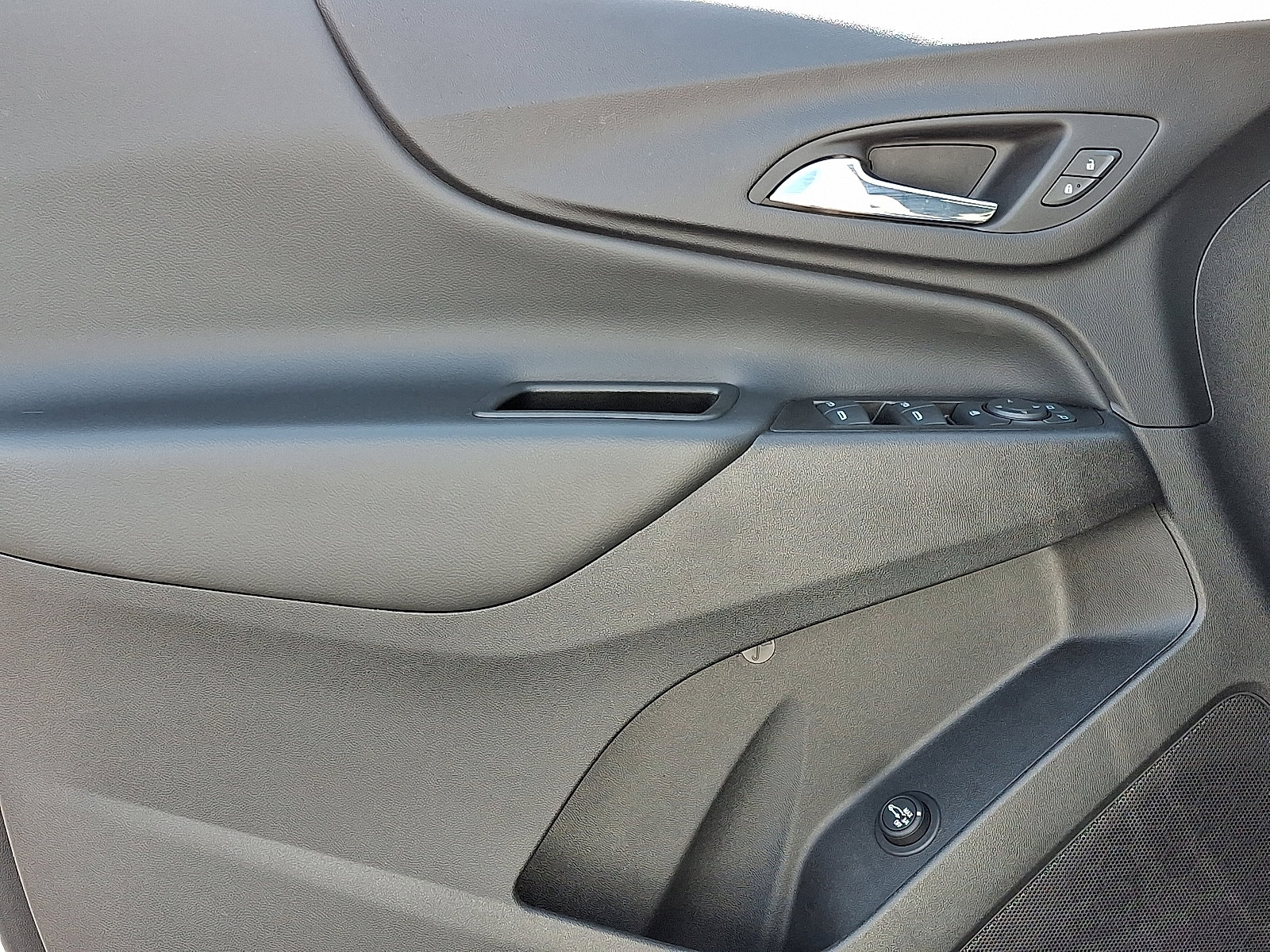 Used 2023 Chevrolet Equinox LT image 13