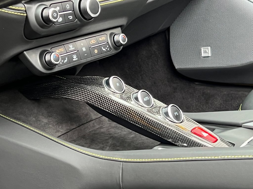 Used 2022 Ferrari Portofino M RWD image 36