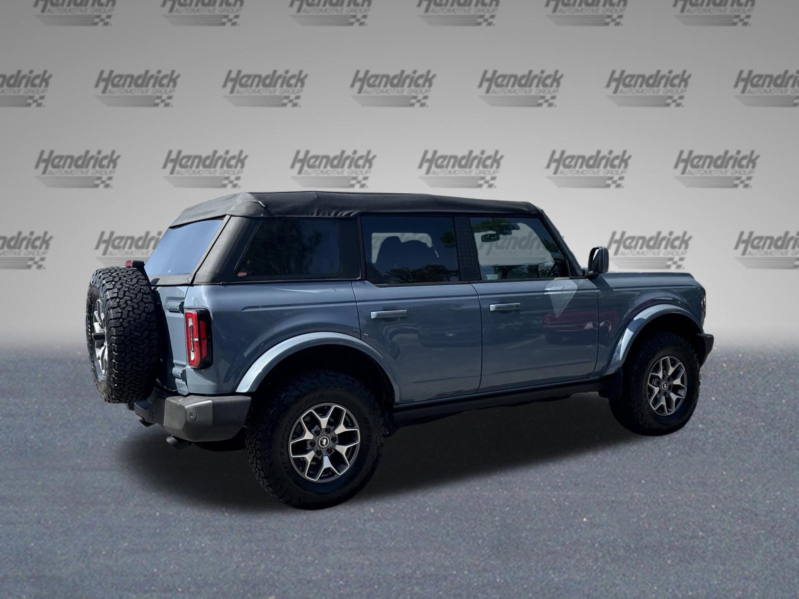 Used 2023 Ford Bronco Outer Banks image 9