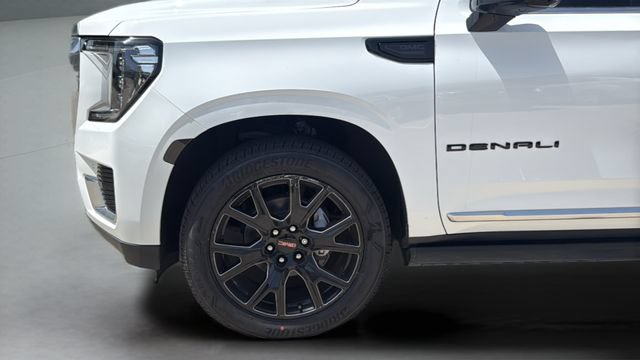 Used 2023 GMC Yukon Denali AWD/4WD image 32