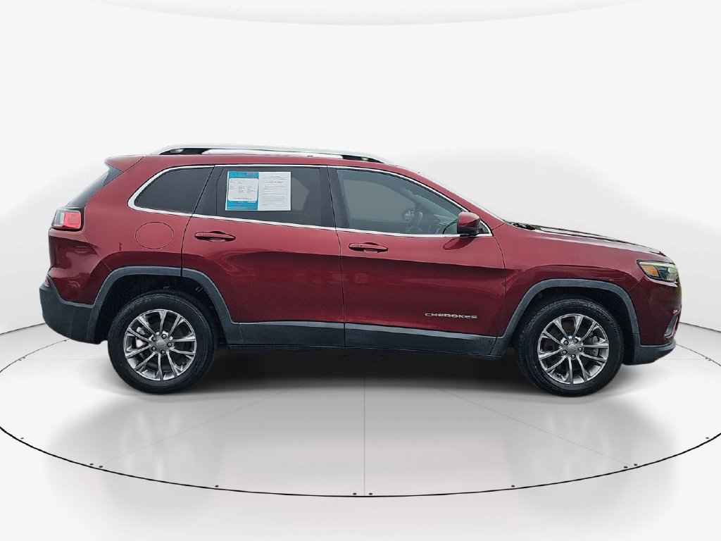Used 2019 Jeep Cherokee Latitude Plus w/ Comfort/Convenience Group FWD image 5