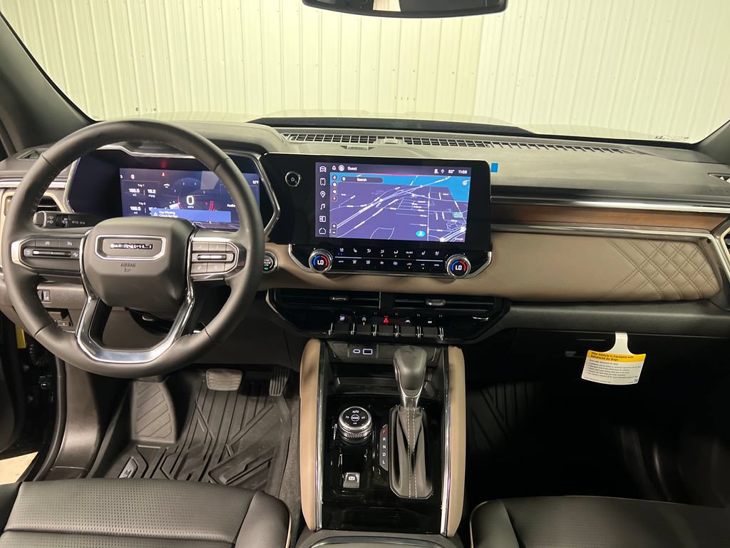 New 2026 GMC Canyon Denali w/ LPO, Denali Black Edition AWD/4WD image 17
