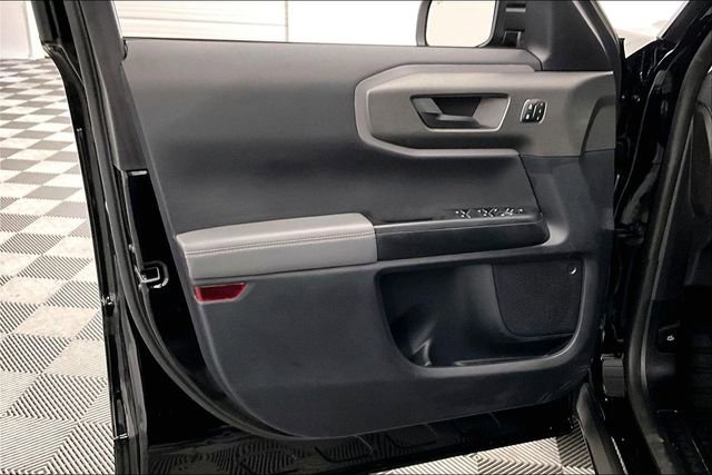 Used 2025 Ford Bronco Sport Badlands image 19