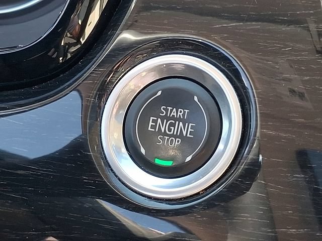 Used 2023 Cadillac XT6 Premium Luxury FWD image 18