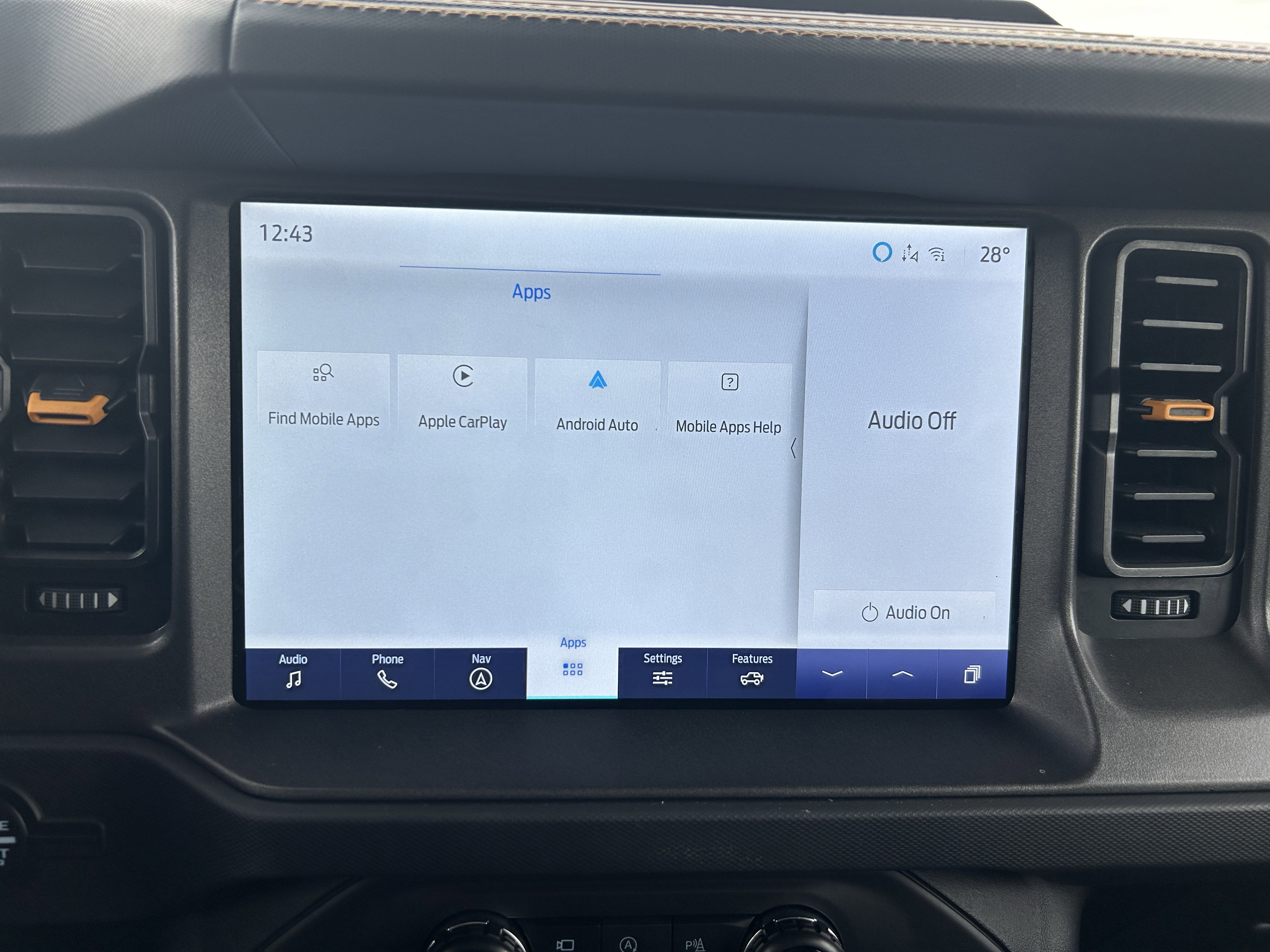 Used 2024 Ford Bronco Badlands image 12