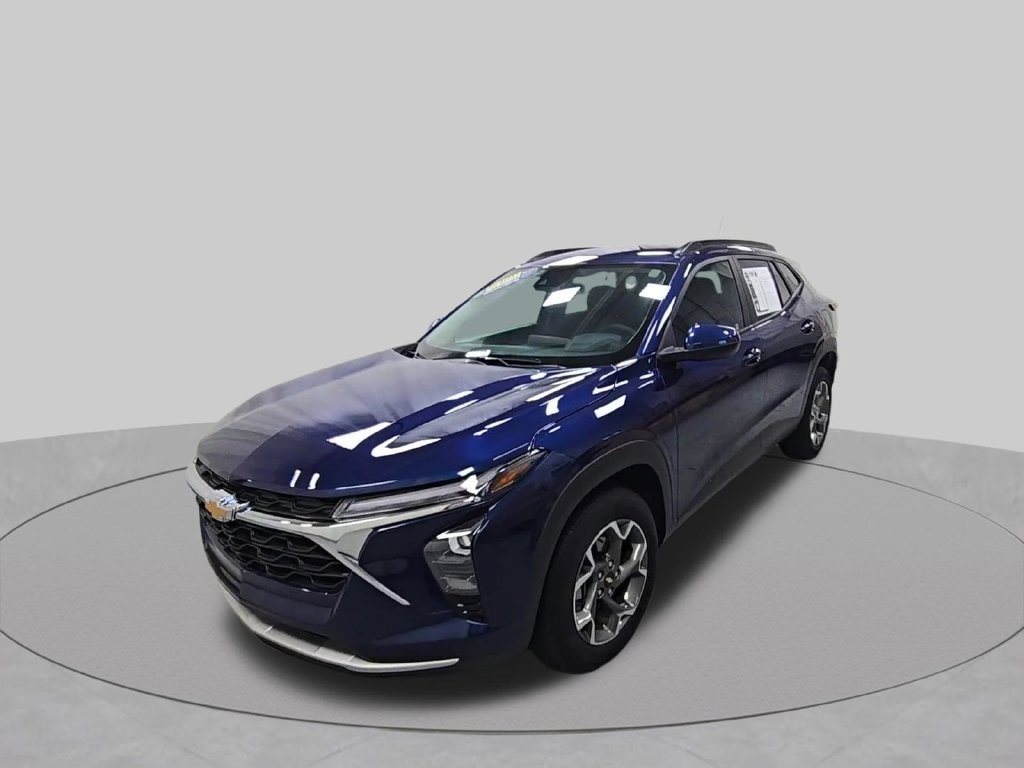 Certified 2024 Chevrolet Trax LT w/ Driver Confidence Package FWD image 5