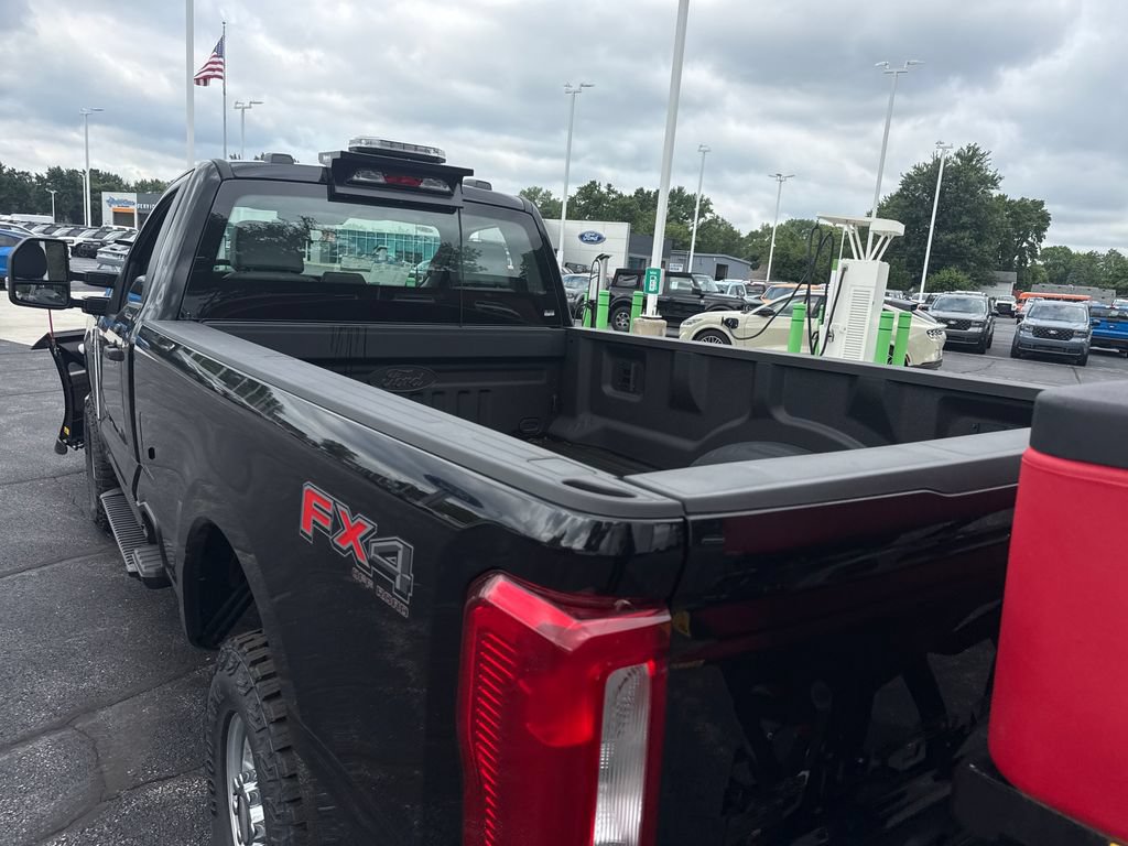New 2026 Ford F250 XL w/ XL Off-Road Package AWD/4WD image 8
