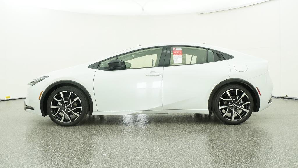 New 2026 Toyota Prius Plug-In Hybrid FWD image 22