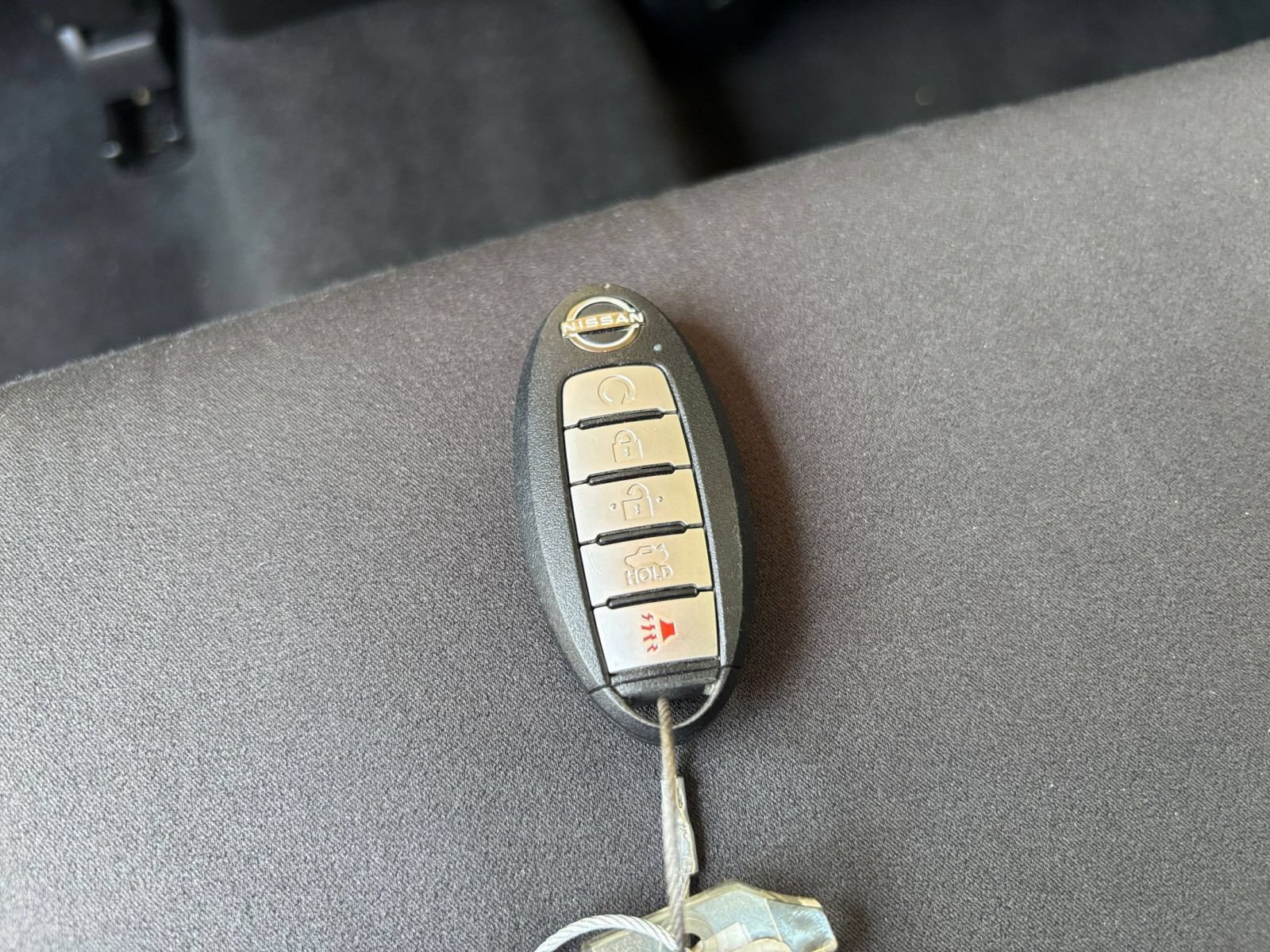 Used 2025 Nissan Altima 2.5 SV FWD image 25