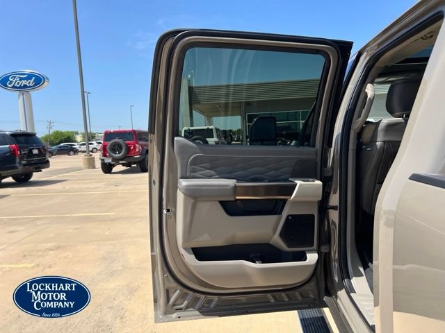 New 2026 Ford F250 Platinum AWD/4WD image 17