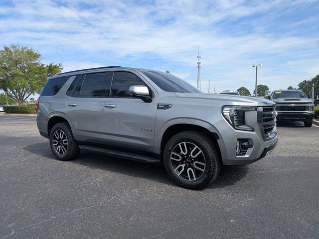 Used 2024 GMC Yukon AT4 w/ Technology Package AWD/4WD image 1