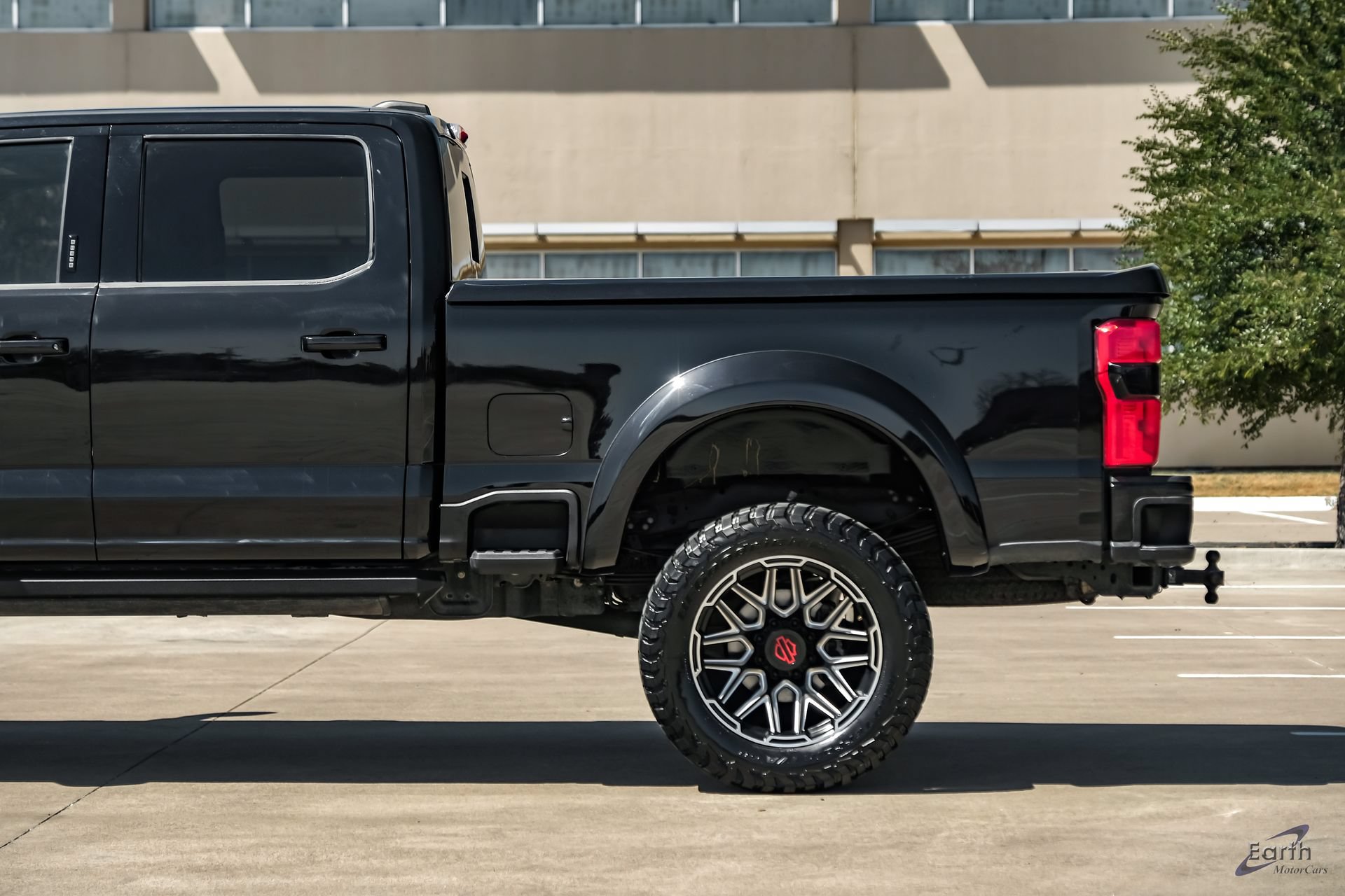 Used 2024 Ford F250 Lariat w/ Lariat Ultimate Package AWD/4WD image 9