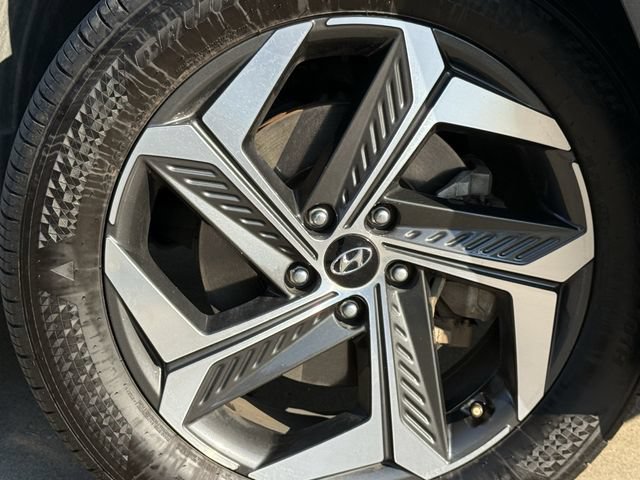 Used 2022 Hyundai Tucson Limited AWD/4WD image 9