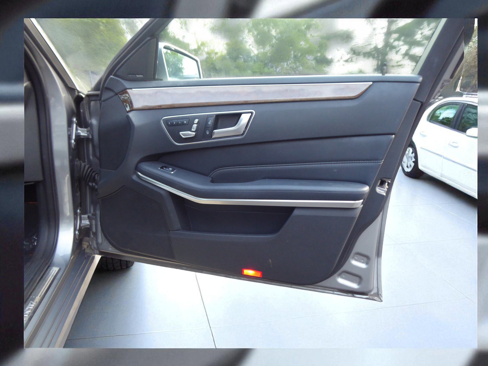 Used 2015 Mercedes-Benz E 350 4MATIC Sedan image 20