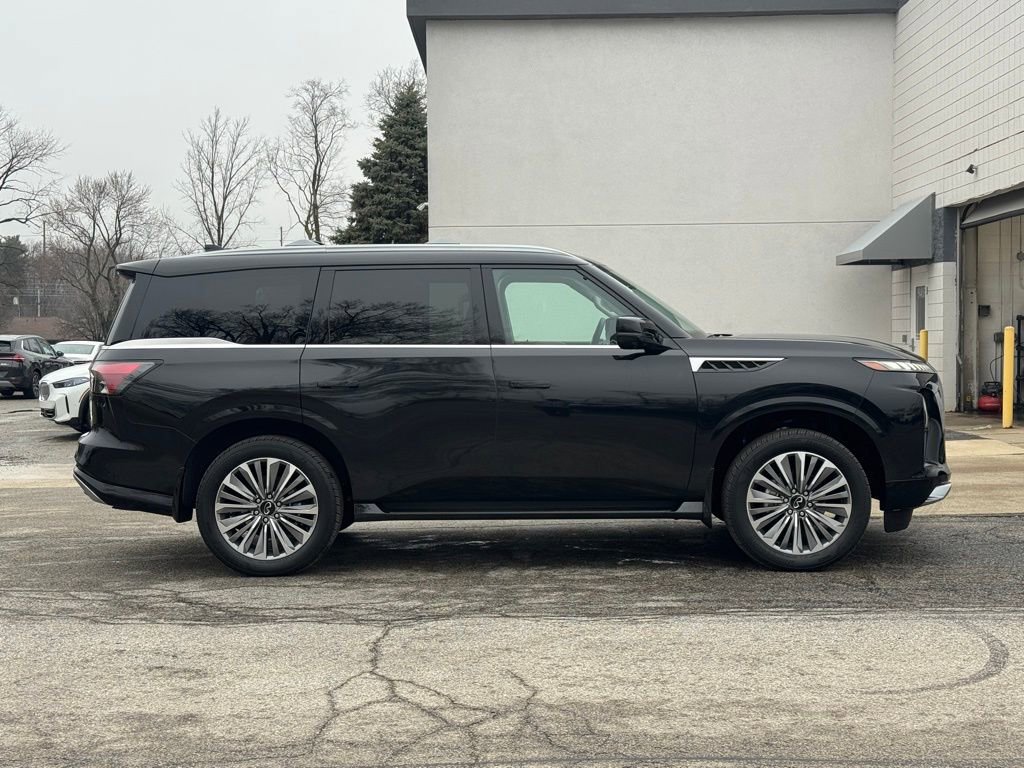 Used 2025 INFINITI QX80 Sensory w/ Exterior Package AWD/4WD image 2