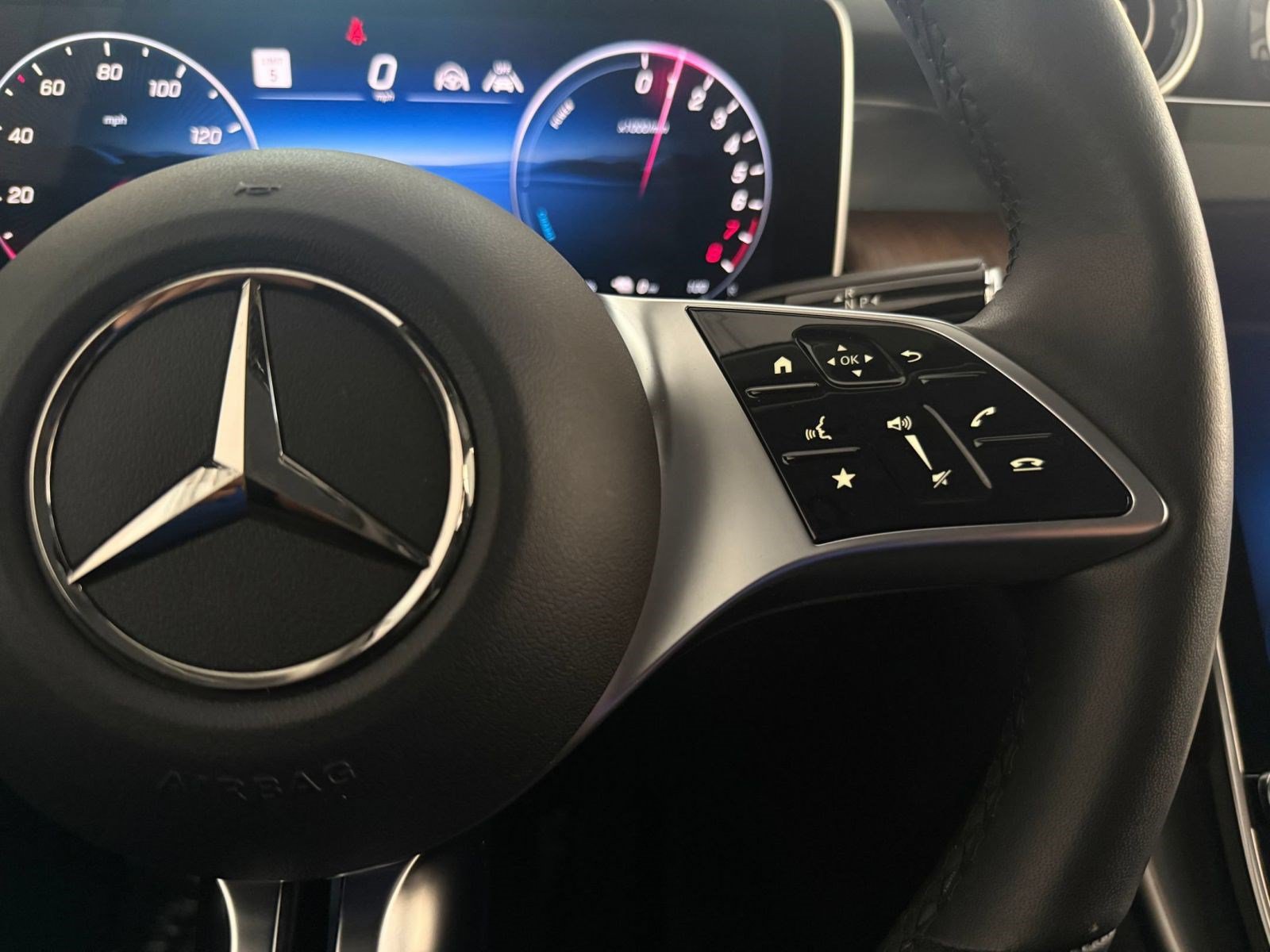Certified 2025 Mercedes-Benz GLC 350e 4MATIC image 14