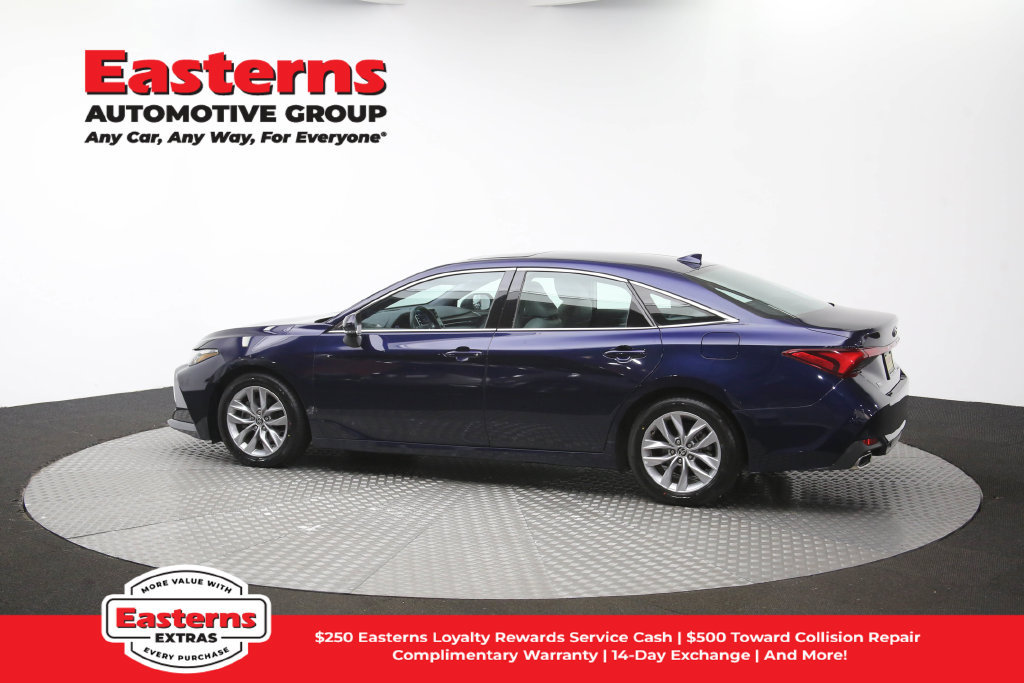Used 2022 Toyota Avalon XLE w/ Moonroof Package FWD image 64