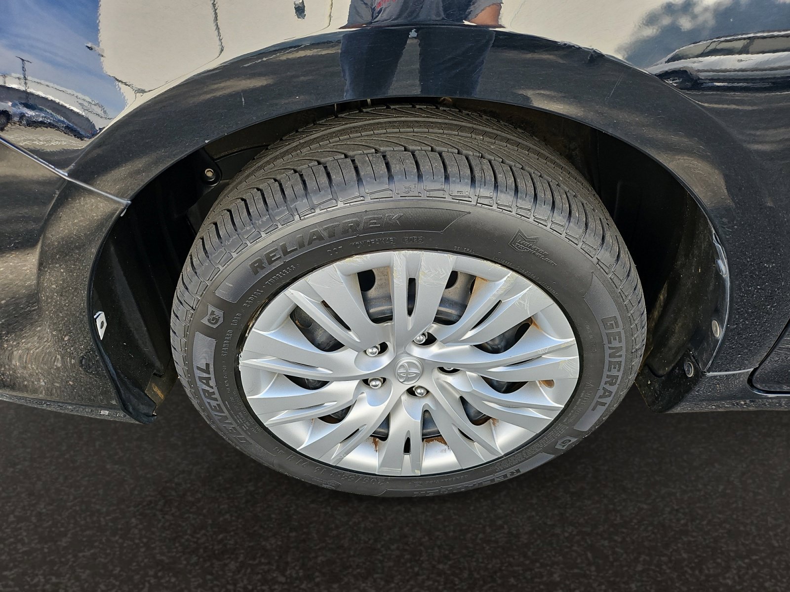 Used 2012 Toyota Camry FWD image 37