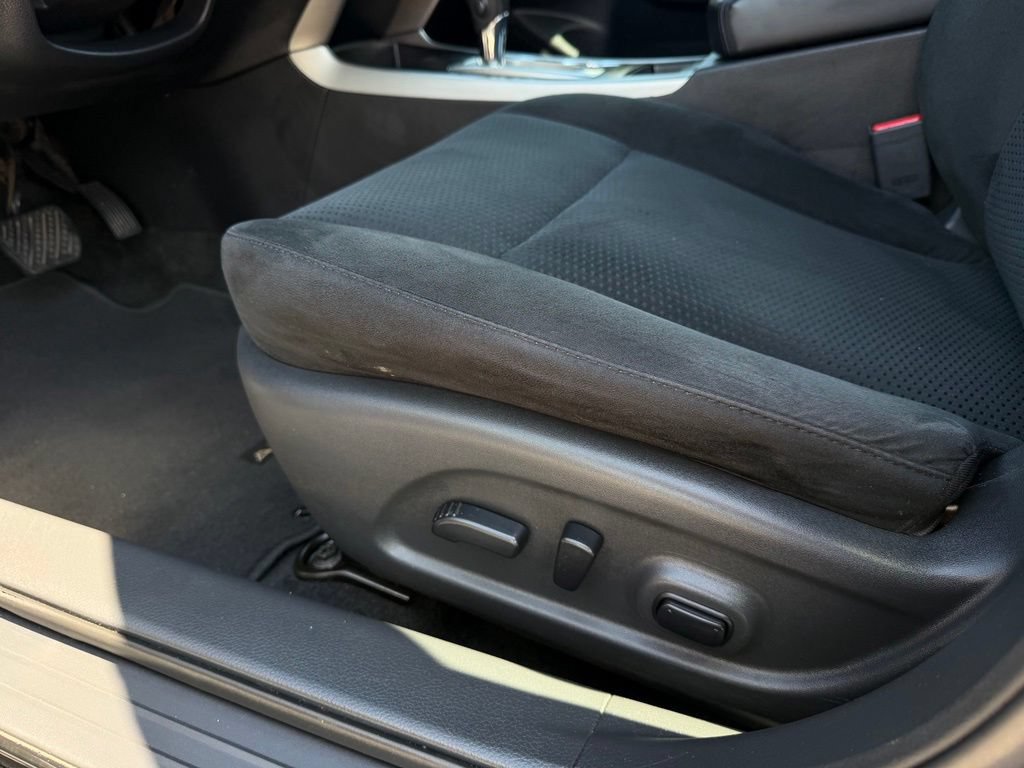 Used 2015 Nissan Altima 2.5 SV FWD image 13
