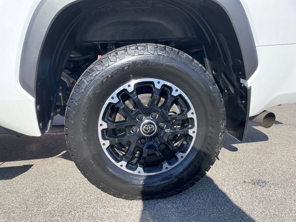 Used 2023 Toyota Tundra SR5 w/ TRD Off-Road Premium Package AWD/4WD image 10
