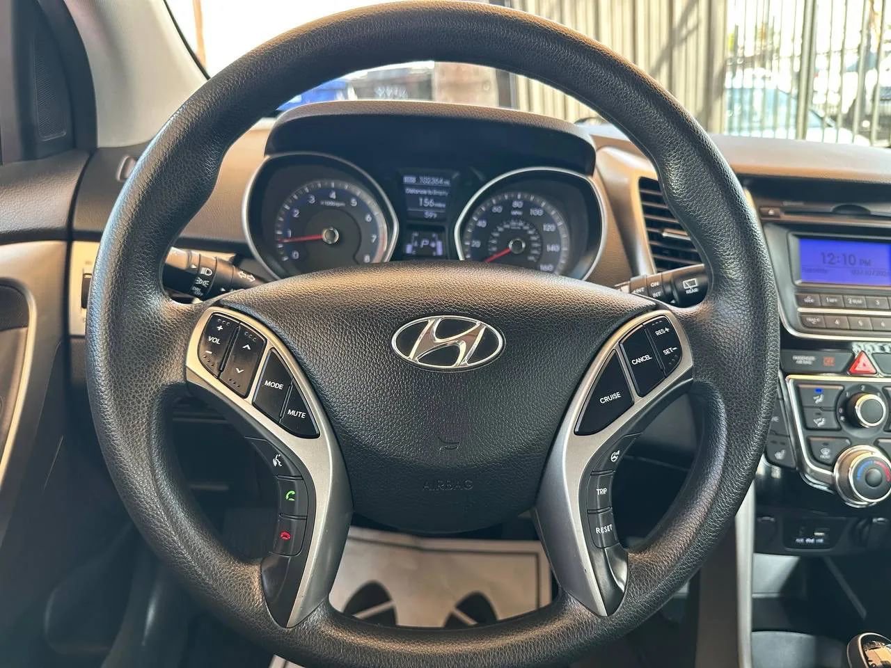 Used 2013 Hyundai Elantra GT image 40