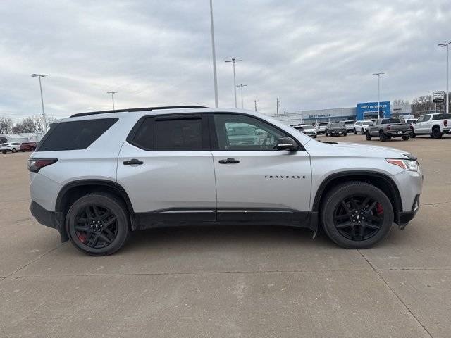 Used 2019 Chevrolet Traverse Premier w/ Redline Edition image 2