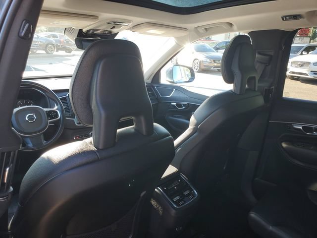 Used 2020 Volvo XC90 T6 Momentum AWD/4WD image 29