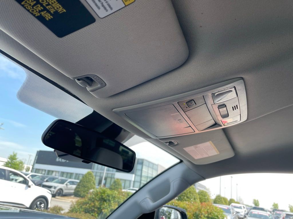 Used 2022 Toyota Tacoma SR image 21