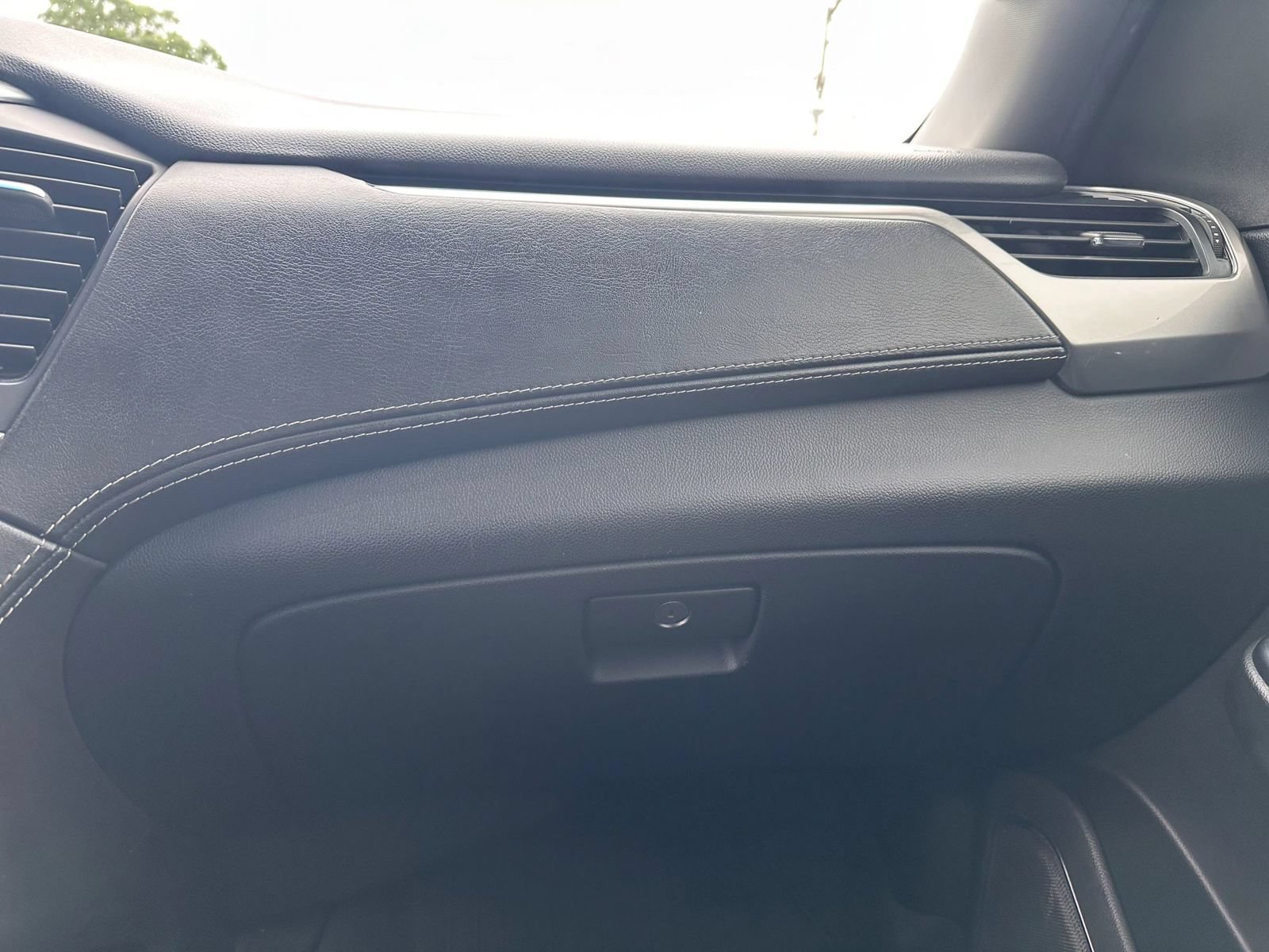 Used 2019 Chevrolet Tahoe LT AWD/4WD image 28