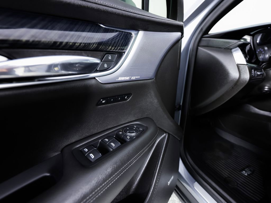 Used 2022 Cadillac XT6 Premium Luxury w/ Technology Package image 26