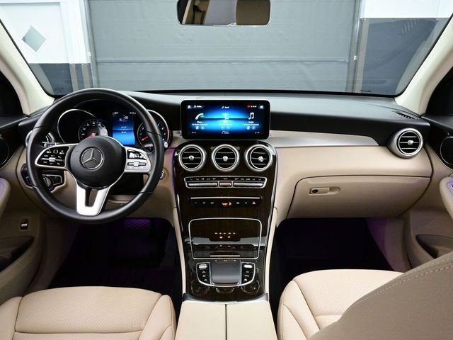 Used 2022 Mercedes-Benz GLC 300 image 19
