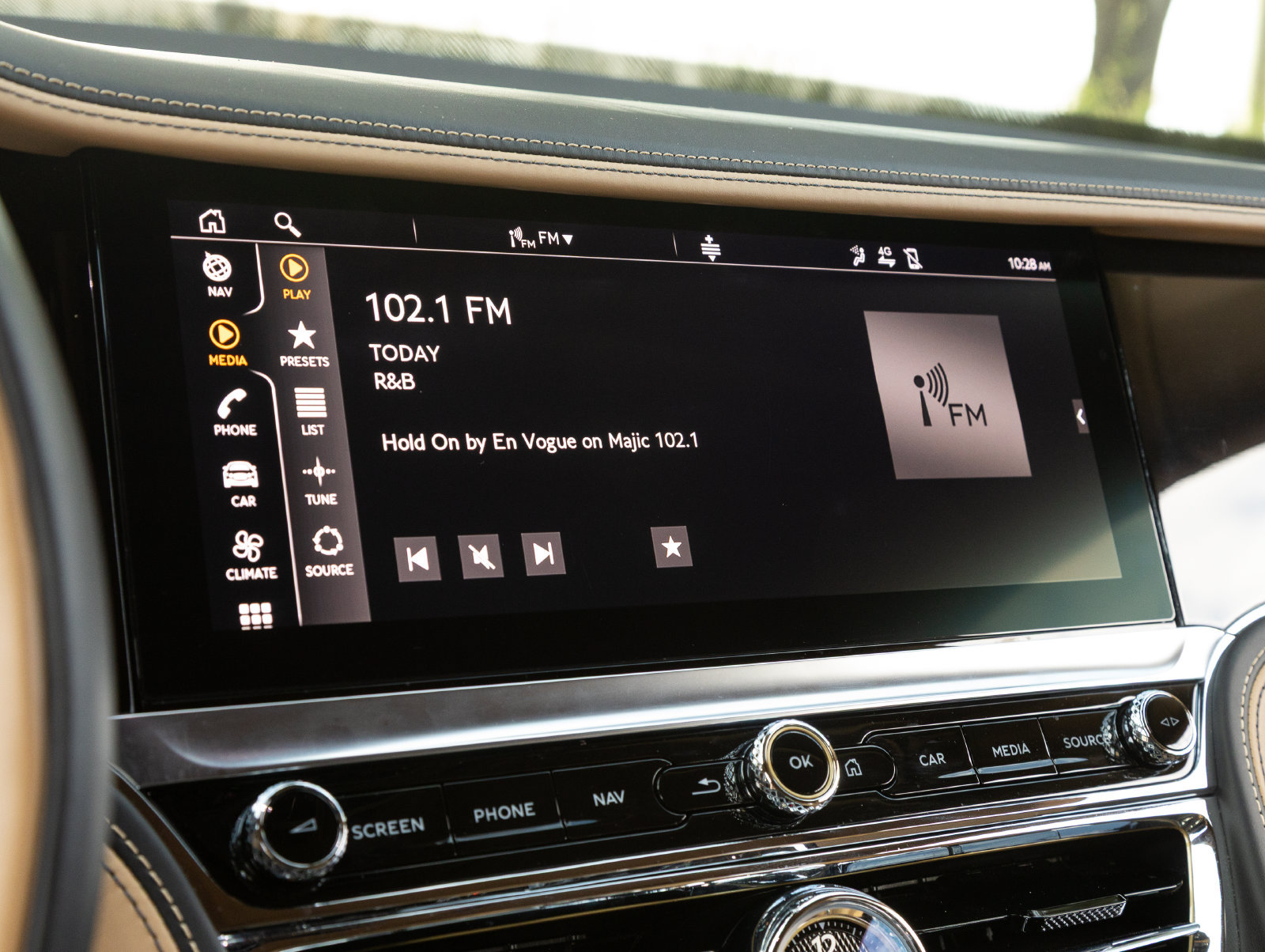 Used 2022 Bentley Flying Spur V8 AWD/4WD image 26