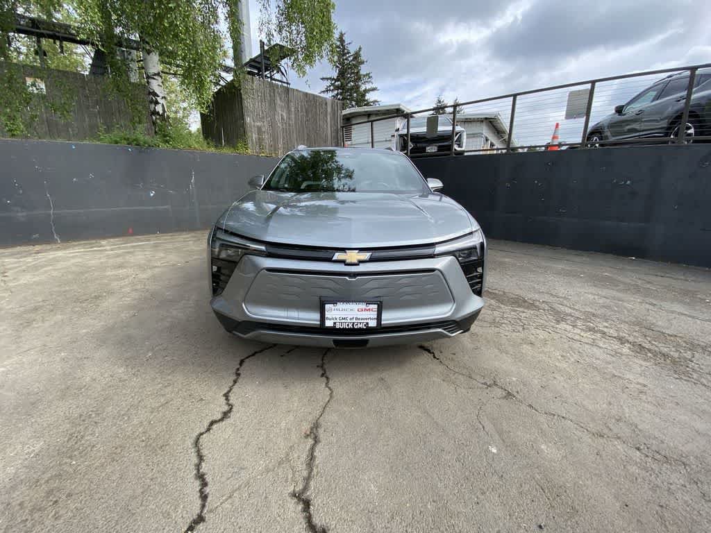Used 2024 Chevrolet Blazer EV LT AWD/4WD image 9
