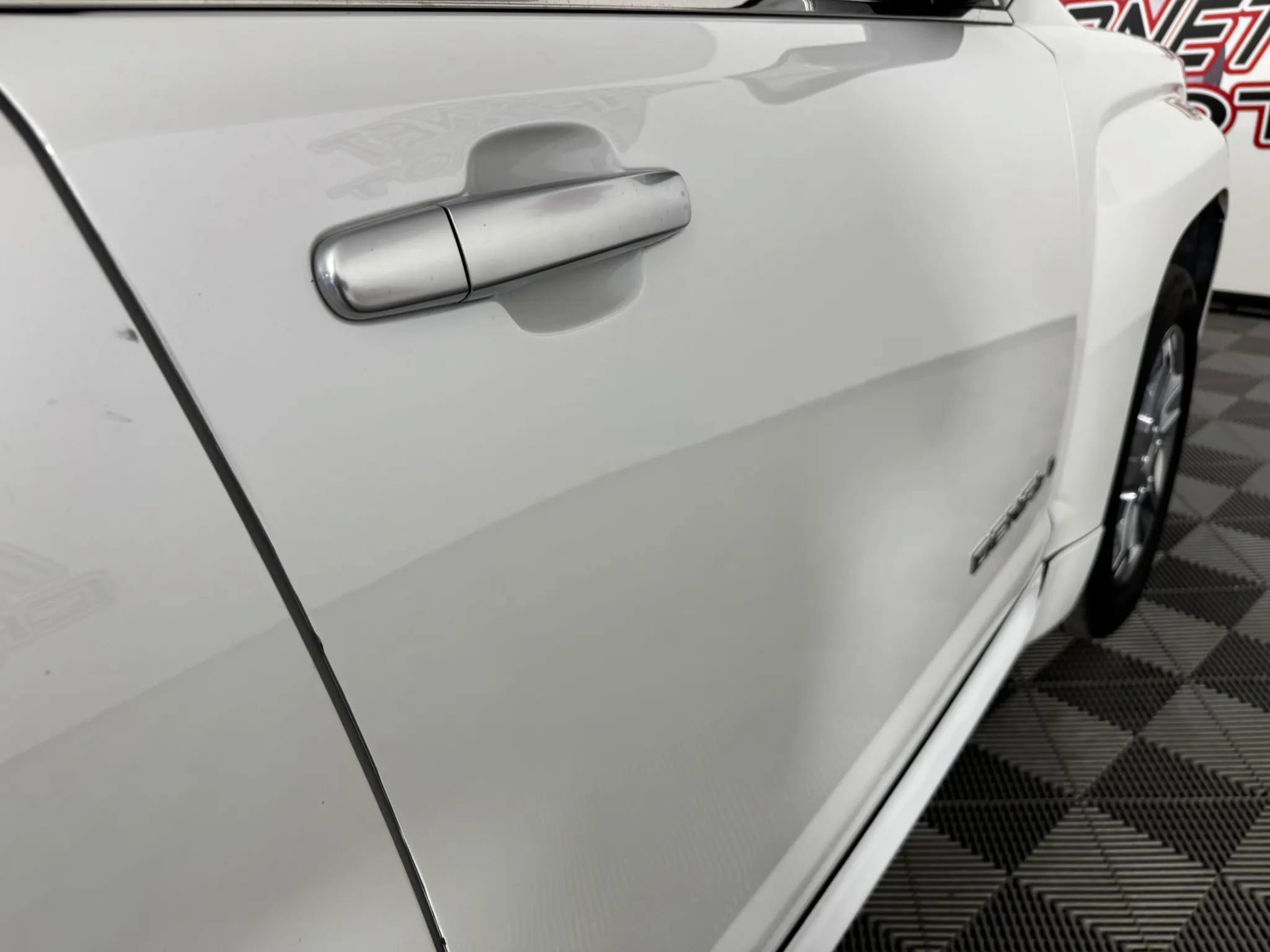 Used 2017 GMC Terrain Denali FWD image 30