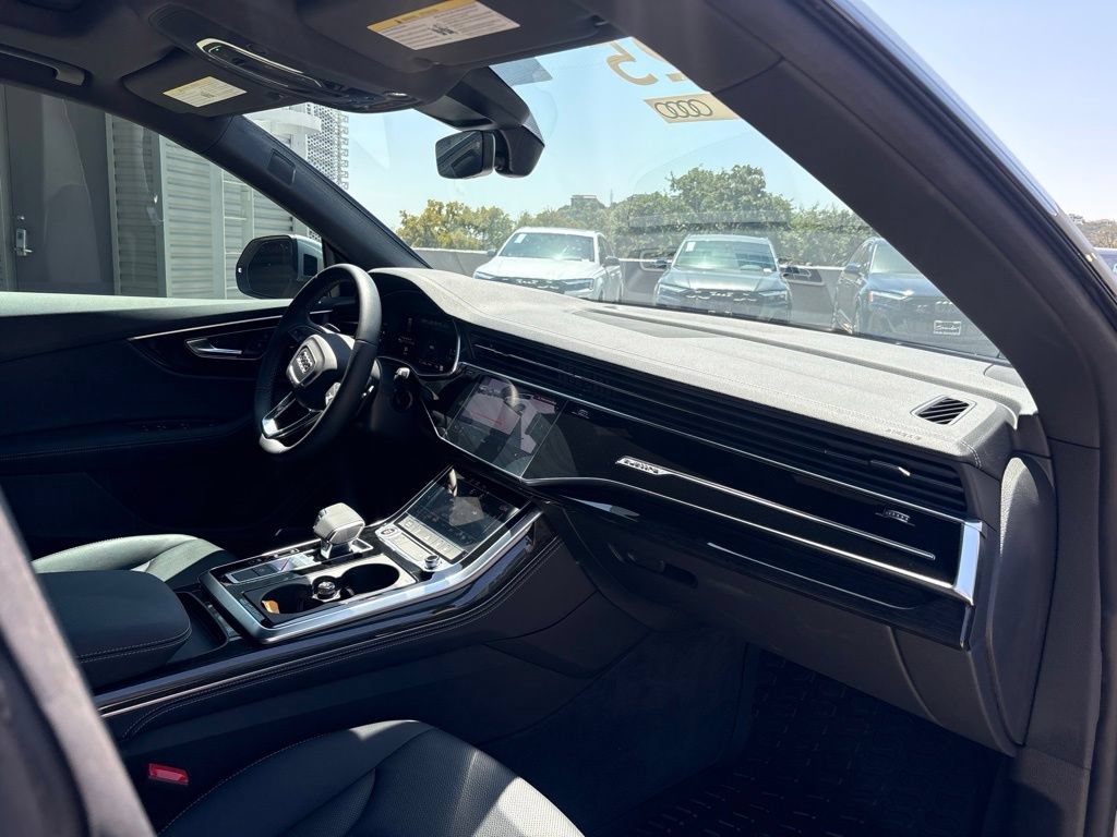 Certified 2025 Audi Q8 Premium Plus AWD/4WD image 15