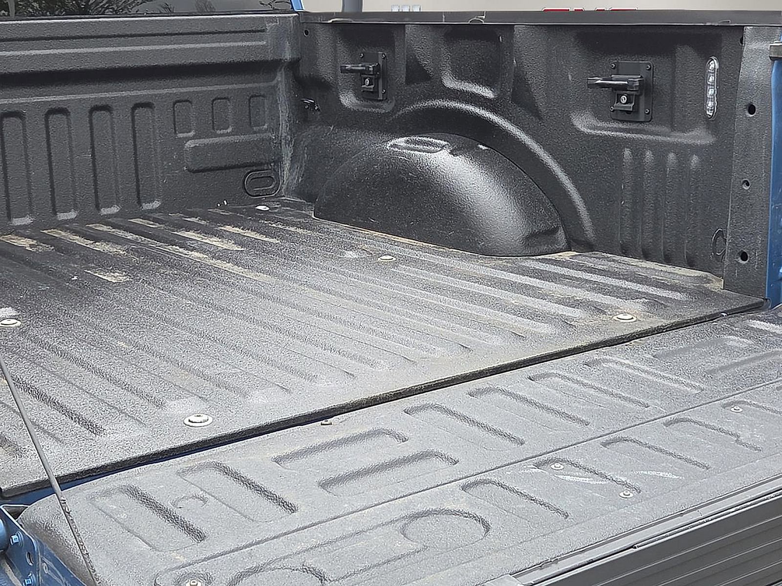 Used 2020 Ford F150 Raptor w/ Equipment Group 802A Luxury image 9