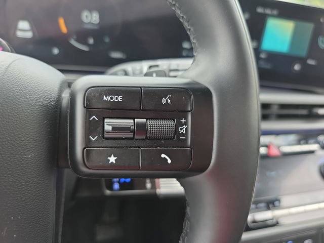 Used 2025 Hyundai Santa Fe Calligraphy AWD/4WD image 19