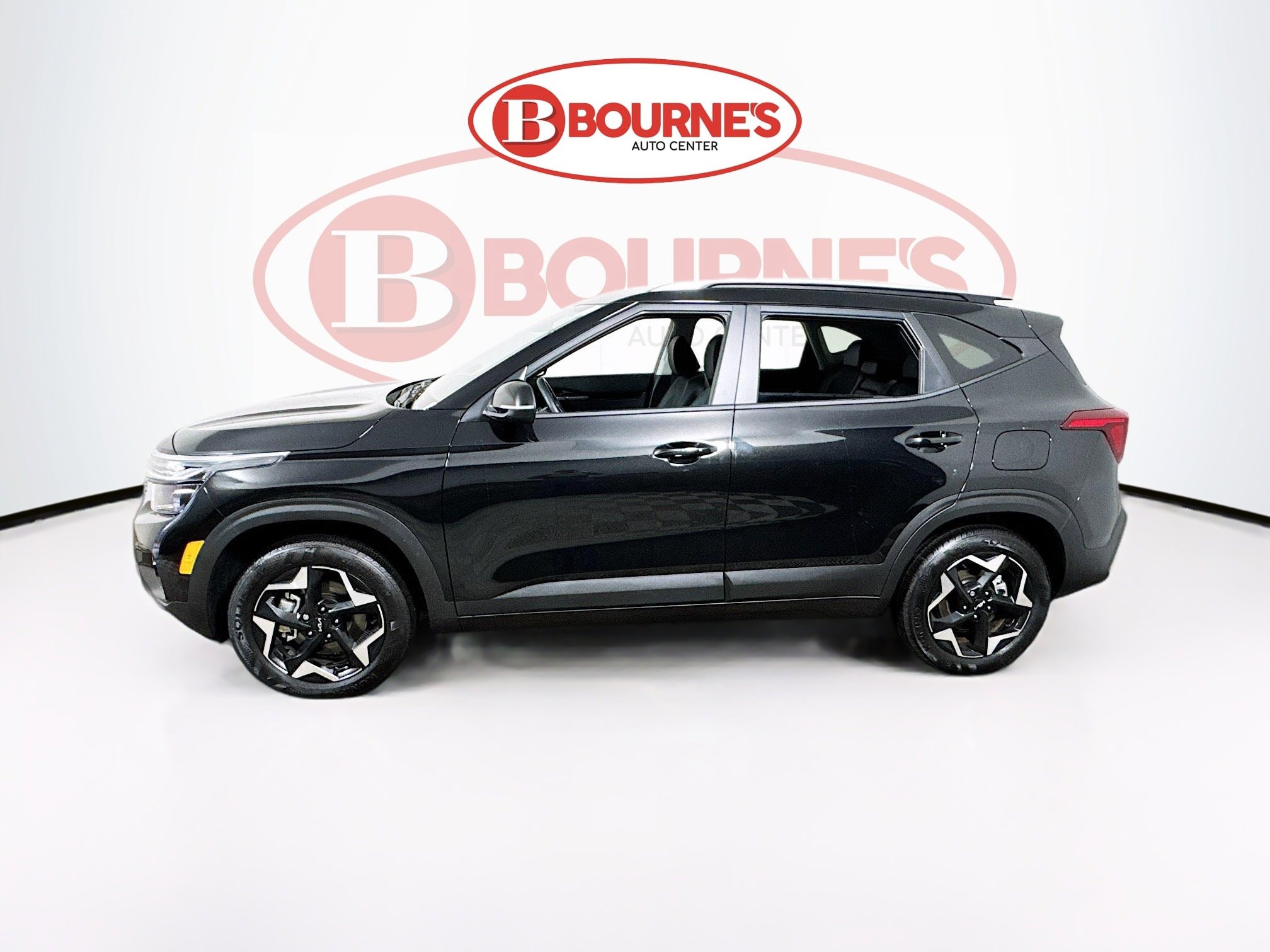 Used 2025 Kia Seltos S image 7