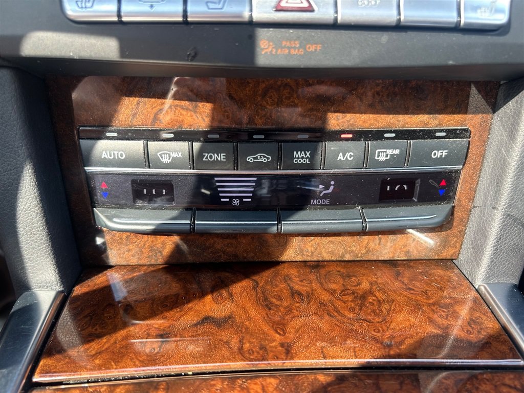 Used 2014 Mercedes-Benz E 350 Sedan image 22