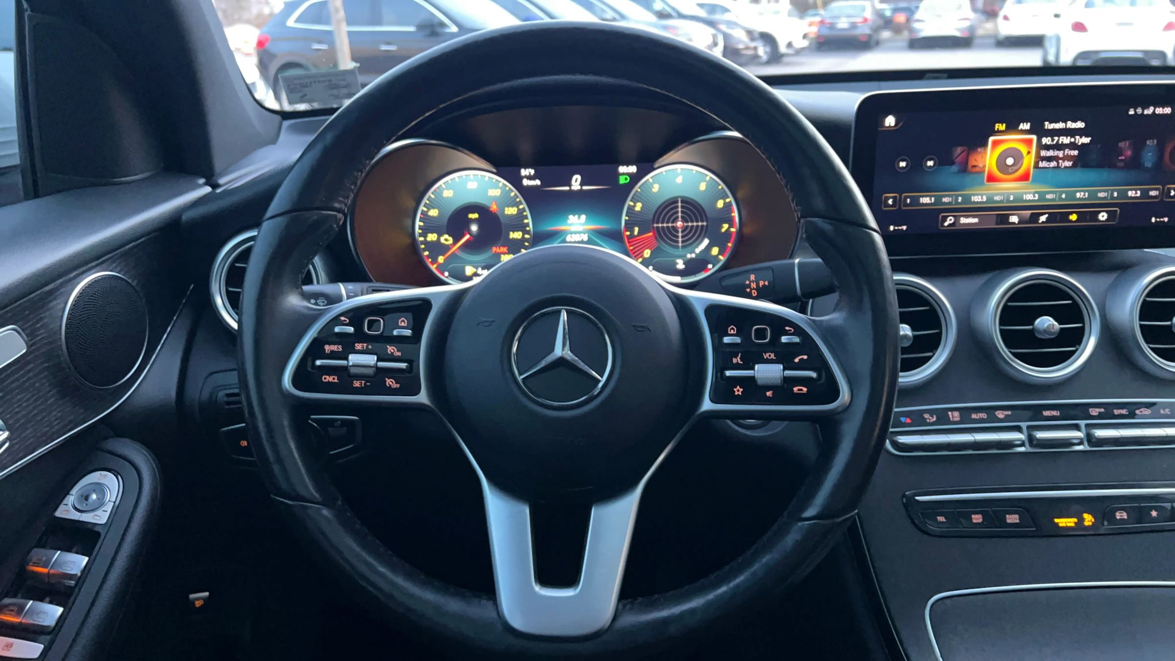 Used 2021 Mercedes-Benz GLC 300 4MATIC image 18