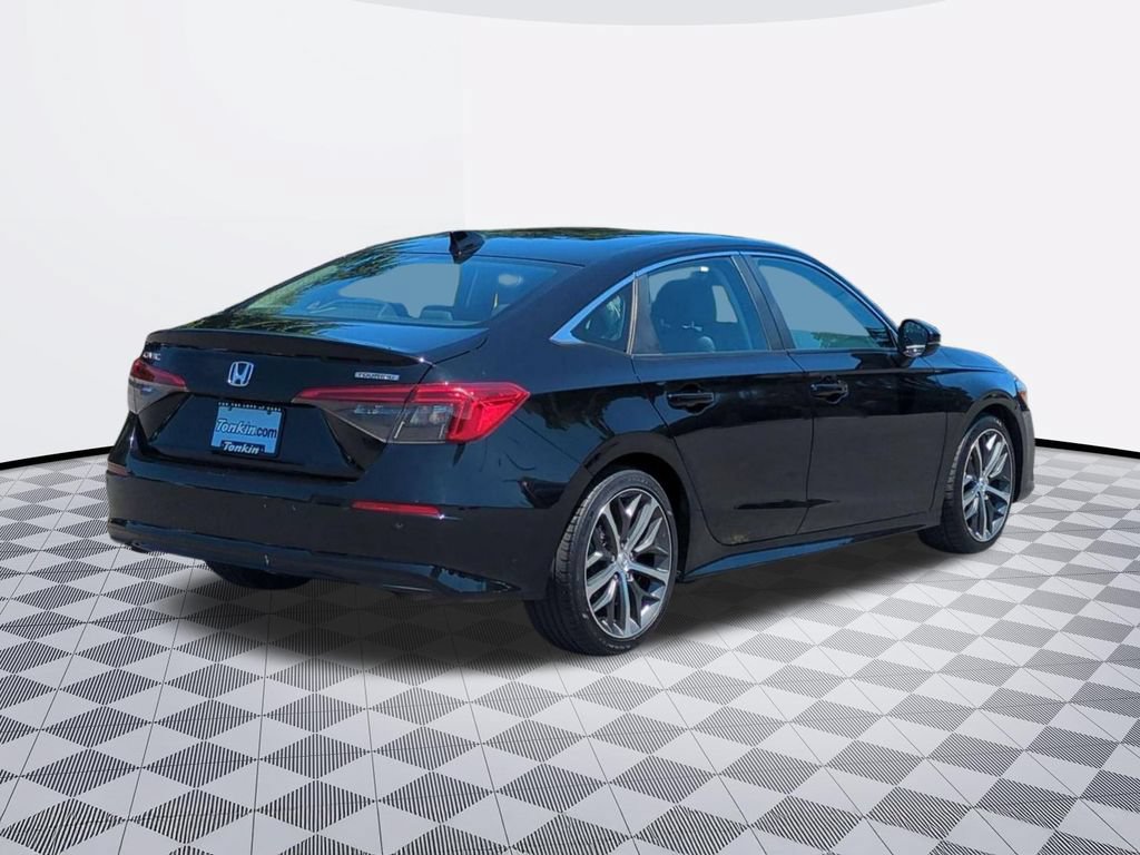 Used 2022 Honda Civic Touring image 6