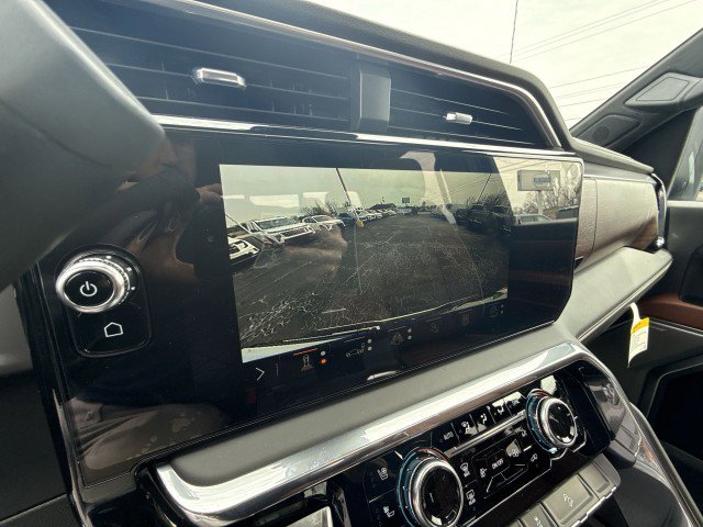 New 2026 GMC Sierra 2500 Denali Ultimate w/ LPO, Black Badging Package image 22