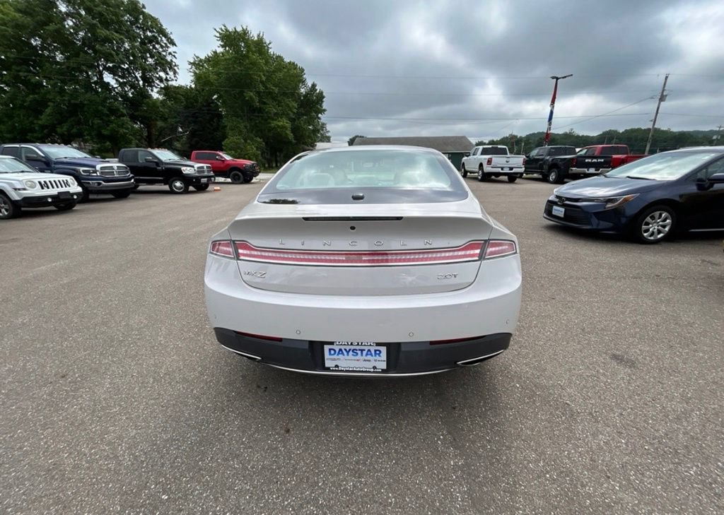 Used 2019 Lincoln MKZ Premiere FWD image 6